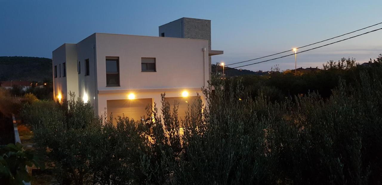 Appartement Olives Garden à Trogir Extérieur photo