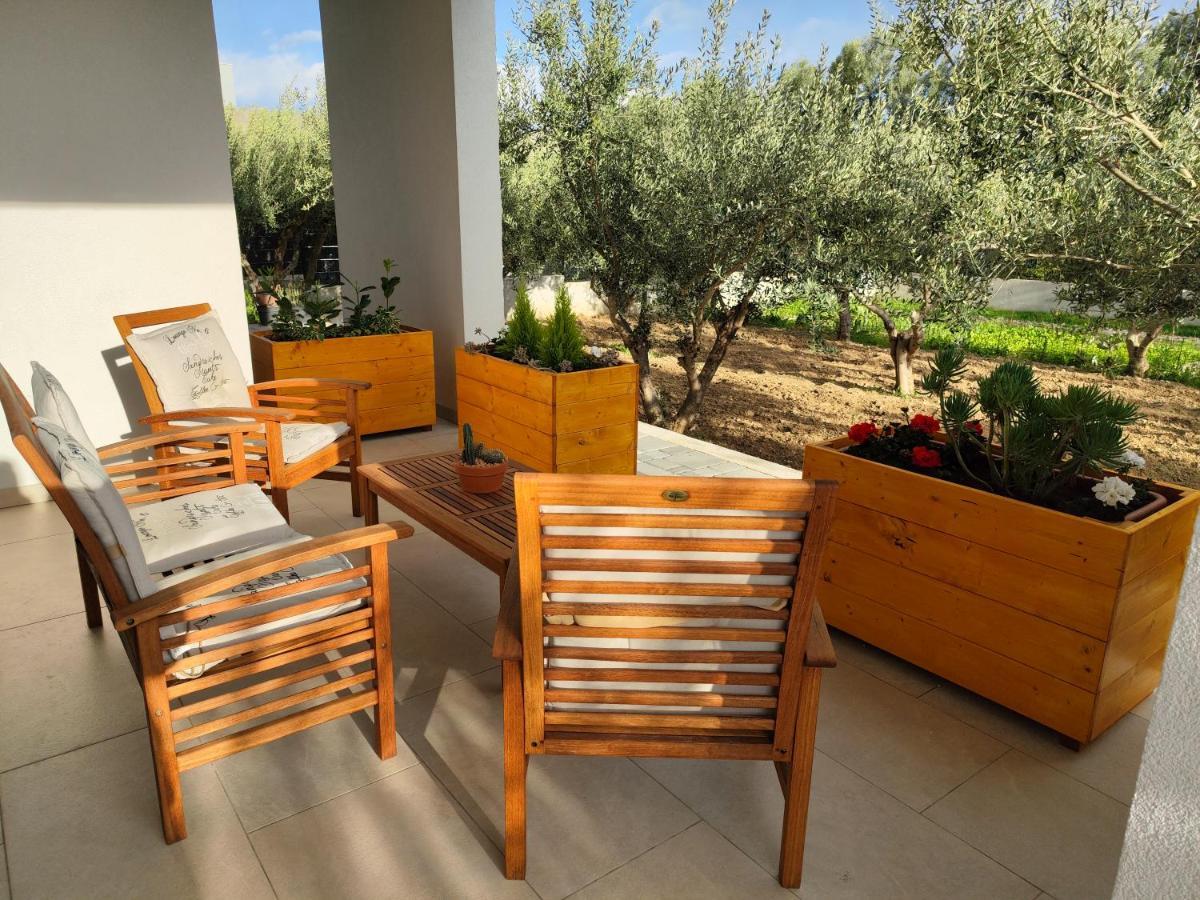 Appartement Olives Garden à Trogir Extérieur photo